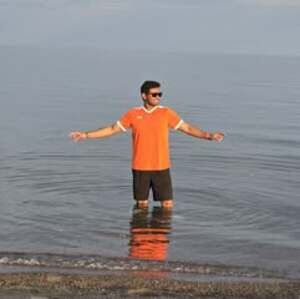 Meet your Posher, Abhijeet